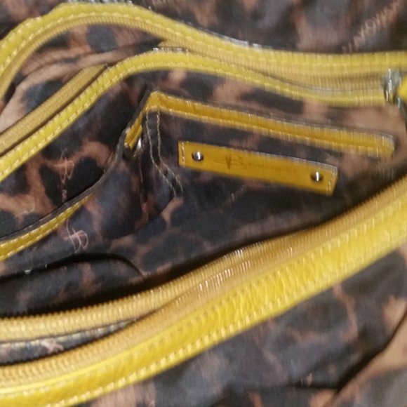 B. Makowsky mustard yellow large soft leather satchel - Picture 9 of 12